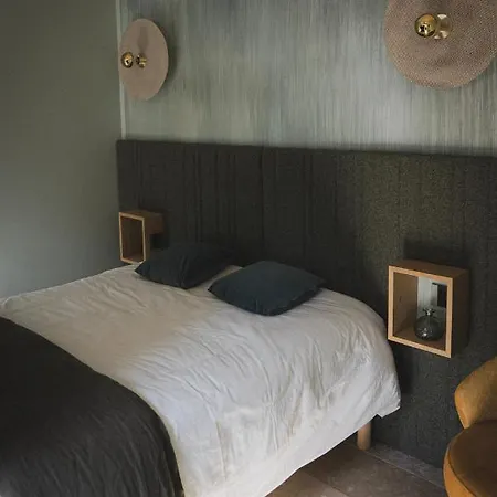 Hotel Logis De L'heroniere