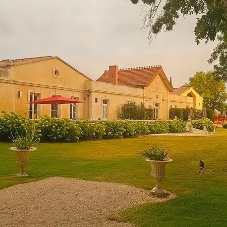 Logis De L'héronière Salles-sur-Mer
